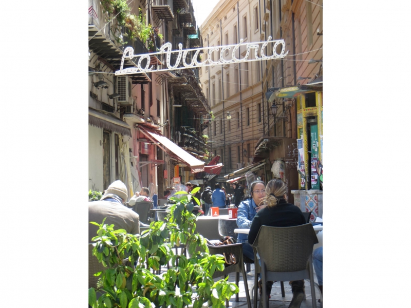 start-of-vucchiria-market.jpg
