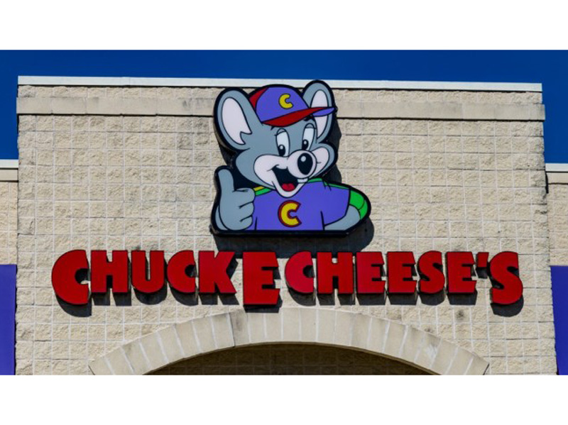 54chuck-e-cheeses-store – WTF with Phil Roberts